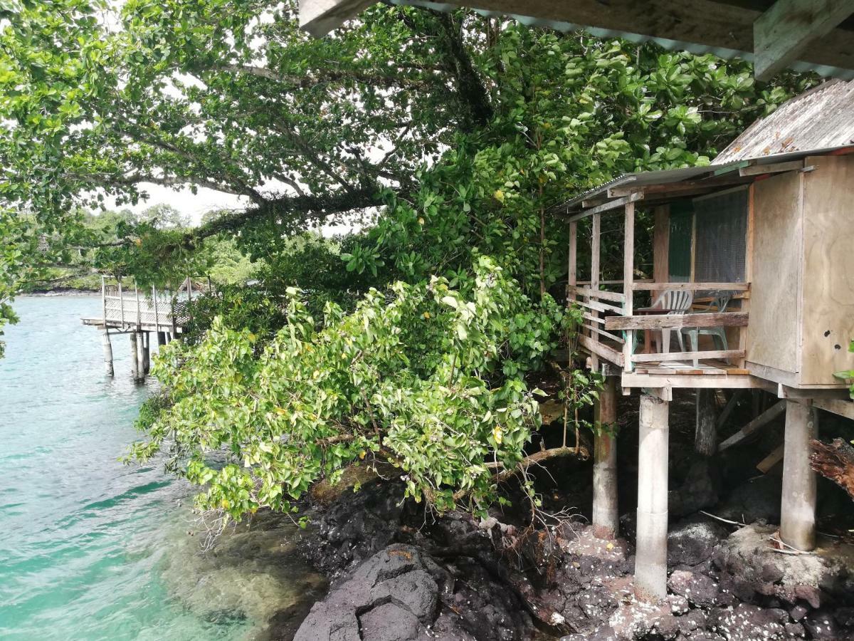 Lusia'S Lagoon Chalets Salelologa Exterior foto